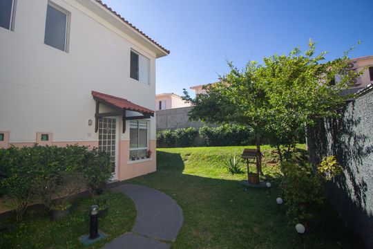 Fachada da Casa de casa de condomínio para alugar com 2 quartos, 87m² em Vossoroca, Votorantim