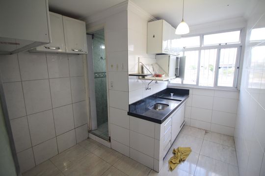 Cozinha de apartamento à venda com 2 quartos, 40m² em Novo Riacho, Contagem