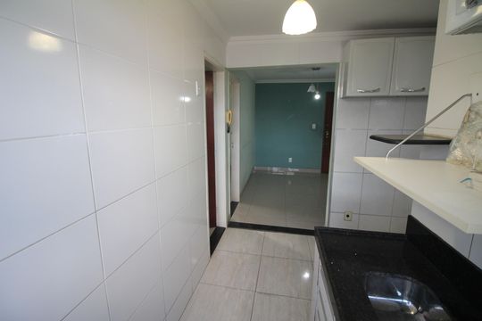 Cozinha de apartamento à venda com 2 quartos, 40m² em Novo Riacho, Contagem