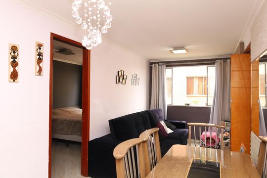Sala de apartamento à venda com 3 quartos, 55m² em Vila Santa Cruz (zona Leste), São Paulo