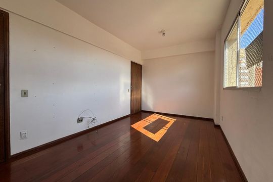 Sala de apartamento à venda com 3 quartos, 94m² em Sion, Belo Horizonte
