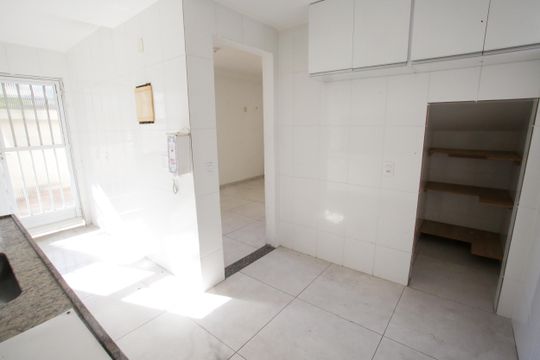 Cozinha de casa à venda com 4 quartos, 120m² em Pechincha, Rio de Janeiro