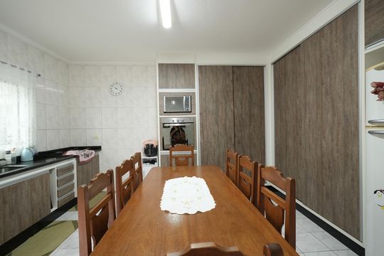 Cozinha de casa à venda com 4 quartos, 275m² em Vila Valparaíso, Santo André