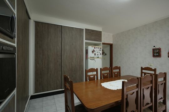 Cozinha de casa à venda com 4 quartos, 275m² em Vila Valparaíso, Santo André