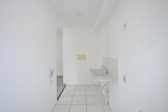 Cozinha de apartamento à venda com 2 quartos, 42m² em Jardim Paris, São Paulo
