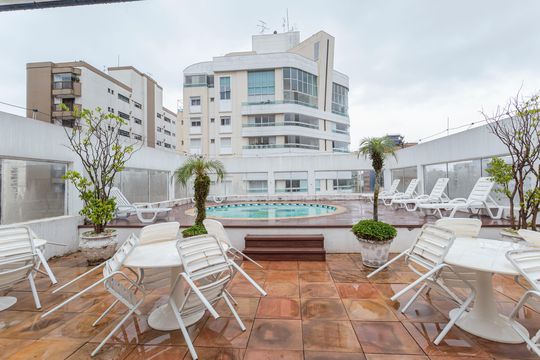 Área comum - Piscina de apartamento para alugar com 1 quarto, 58m² em Indianópolis, São Paulo