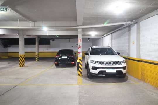 Garagem de apartamento à venda com 3 quartos, 112m² em Boa Vista, Porto Alegre