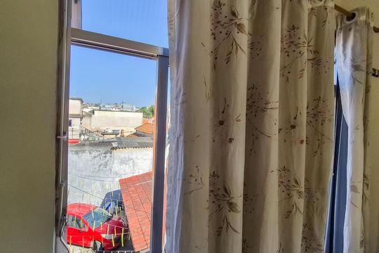 Sala 1° andar de casa à venda com 2 quartos, 179m² em Ramos, Rio de Janeiro