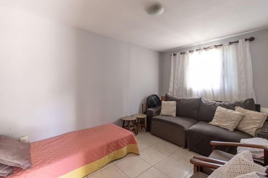 Quarto 3 de apartamento à venda com 4 quartos, 200m² em Heliópolis, Belo Horizonte