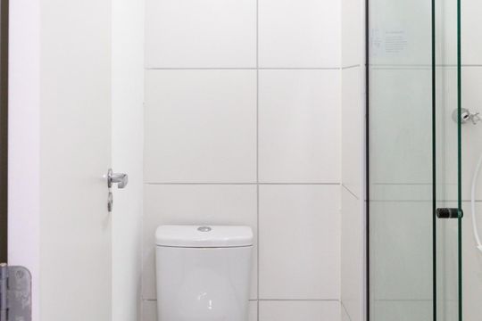 Banheiro de apartamento para alugar com 2 quartos, 37m² em Centro, Guarulhos