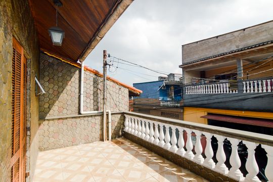 Varanda  da Suíte  de casa à venda com 5 quartos, 242m² em Cidade Martins, Guarulhos