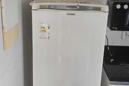 Cozinha de apartamento para alugar com 2 quartos, 49m² em Jardim América, Rio de Janeiro