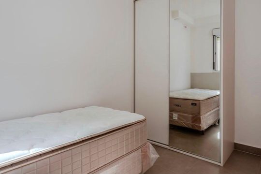 Quarto de apartamento para alugar com 2 quartos, 78m² em Buritis, Belo Horizonte