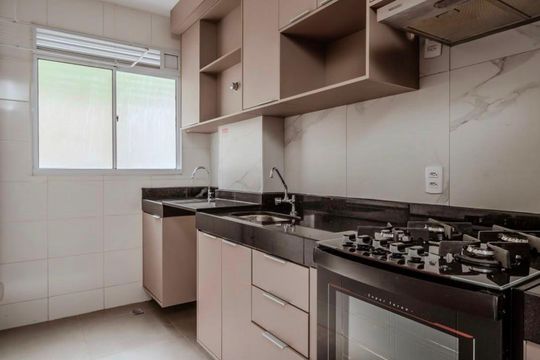 Cozinha de apartamento para alugar com 2 quartos, 78m² em Buritis, Belo Horizonte
