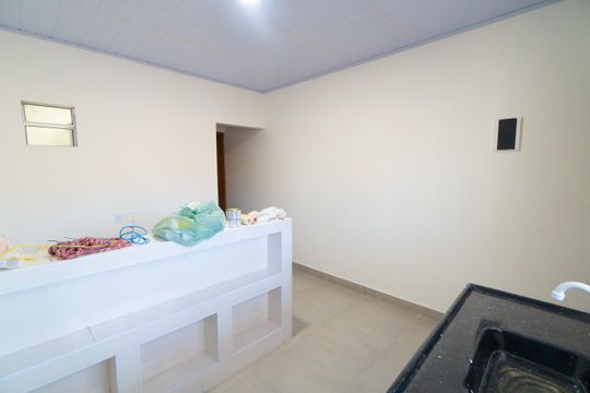 Sala/Cozinha de kitnet/studio para alugar com 1 quarto, 35m² em Jardim Jabaquara, São Paulo