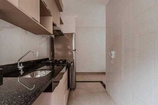 Cozinha de apartamento para alugar com 2 quartos, 75m² em Buritis, Belo Horizonte