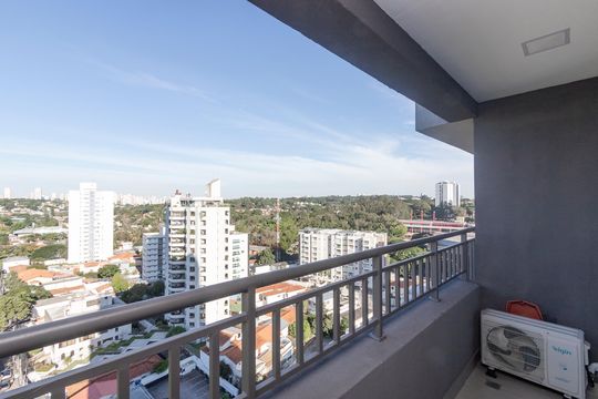 Varanda de kitnet/studio para alugar com 1 quarto, 17m² em Santo Amaro, São Paulo