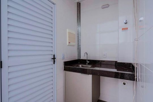 Área de serviço de apartamento para alugar com 2 quartos, 95m² em Buritis, Belo Horizonte