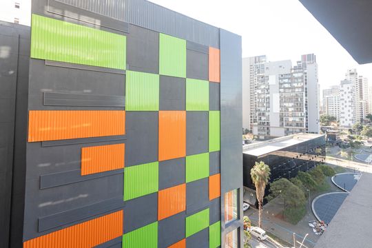 Varanda de kitnet/studio para alugar com 1 quarto, 17m² em Santo Amaro, São Paulo