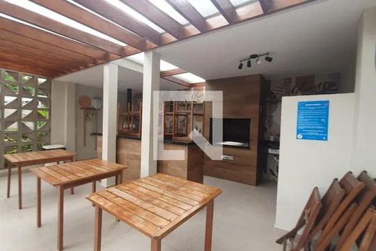 Área externa de apartamento para alugar com 2 quartos, 40m² em Vila Brás Cubas, São Paulo