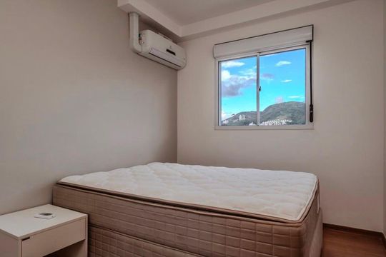 Quarto de apartamento para alugar com 2 quartos, 95m² em Buritis, Belo Horizonte