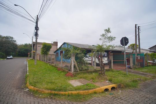 Fachada de casa à venda com 2 quartos, 115m² em Campina, São Leopoldo