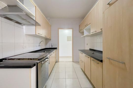 Cozinha de apartamento à venda com 3 quartos, 84m² em Vila Osasco, Osasco