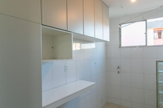Apartamento à venda com 2 quartos, 60m² em São João Batista, Belo Horizonte