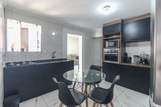 Cozinha de casa à venda com 5 quartos, 200m² em Vila Abc, São Paulo