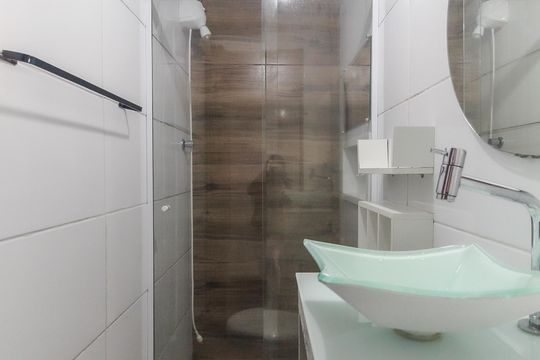Banheiro de casa à venda com 5 quartos, 200m² em Vila Abc, São Paulo
