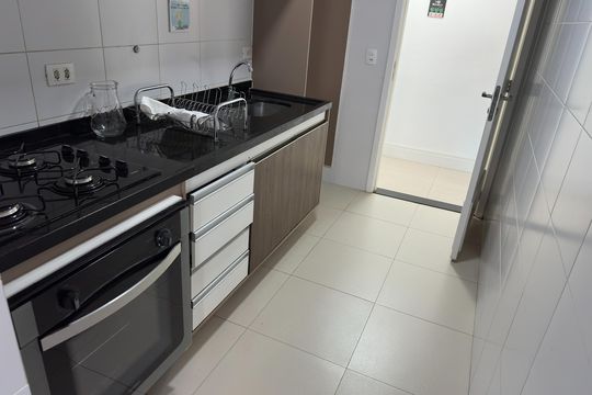 Detalhe da cozinha de apartamento para alugar com 2 quartos, 54m² em Jardim Oswaldo Cruz, São José dos Campos