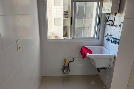 Área de Serviço de apartamento para alugar com 2 quartos, 54m² em Jardim Oswaldo Cruz, São José dos Campos