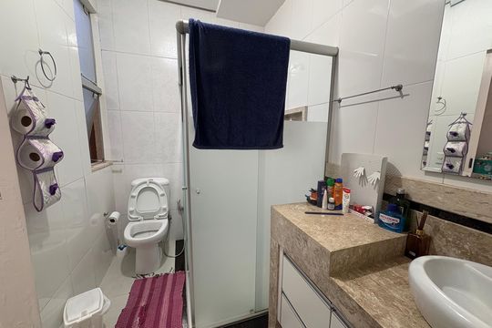 Banheiro da Suíte 2 de casa à venda com 4 quartos, 333m² em Jardim Atlantico, Goiânia