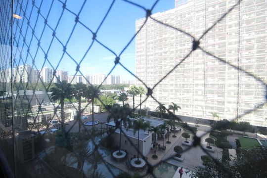 Sala - Vista de apartamento à venda com 2 quartos, 65m² em Barra da Tijuca, Rio de Janeiro