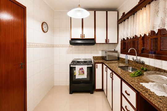 Cozinha 2 de casa para alugar com 4 quartos, 340m² em Centro, Gravataí