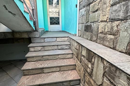 Área externa de casa para alugar com 3 quartos, 110m² em Padre Eustáquio, Belo Horizonte