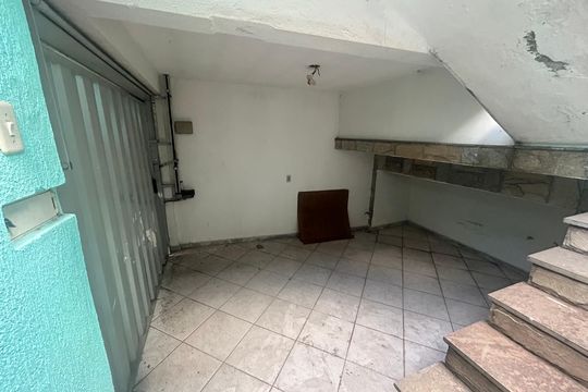 Área externa de casa para alugar com 3 quartos, 110m² em Padre Eustáquio, Belo Horizonte