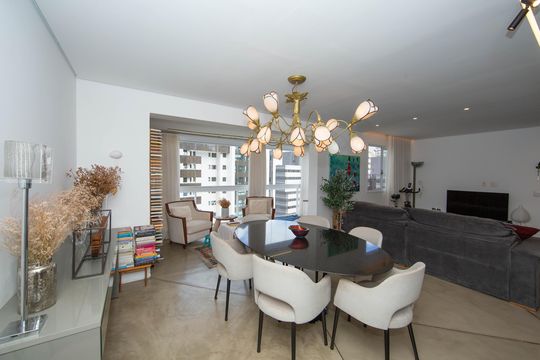Apartamento à venda com 2 quartos, 100m² em Vila da Serra, Nova Lima