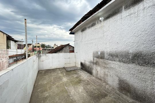 Terraço de casa para alugar com 2 quartos, 80m² em Bento Ribeiro, Rio de Janeiro