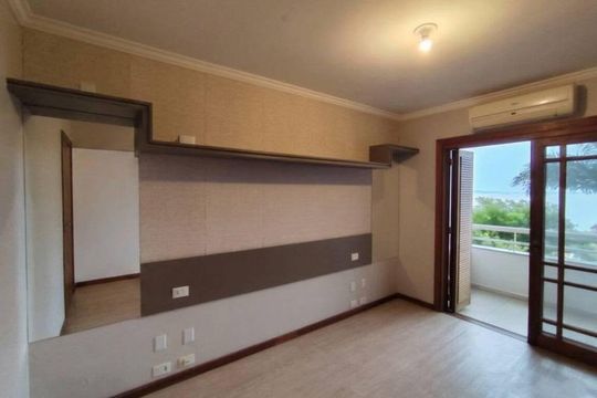 Quarto 2 de casa para alugar com 3 quartos, 195m² em Espírito Santo, Porto Alegre