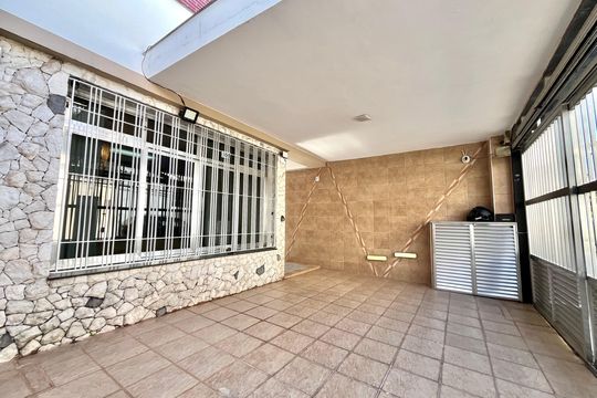 Garagem de casa para alugar com 3 quartos, 300m² em Vila da Saúde, São Paulo