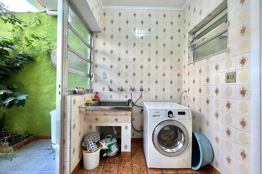 Área de Serviço de casa para alugar com 3 quartos, 300m² em Vila da Saúde, São Paulo