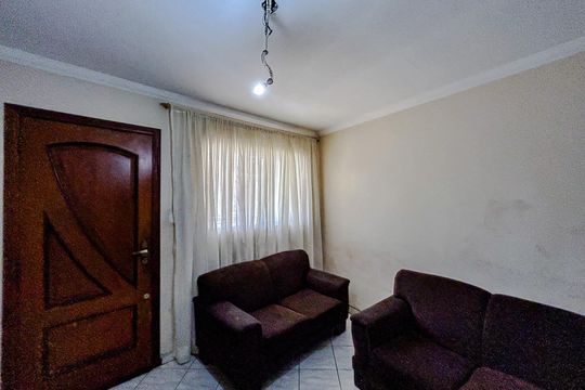 Sala de casa à venda com 4 quartos, 150m² em Cidade Mãe do Céu, São Paulo
