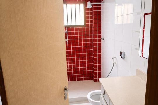Banheiro social de apartamento para alugar com 4 quartos, 115m² em Campo Grande, Rio de Janeiro