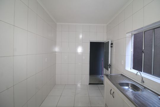 Cozinha de apartamento para alugar com 1 quarto, 36m² em Sítio do Morro, São Paulo