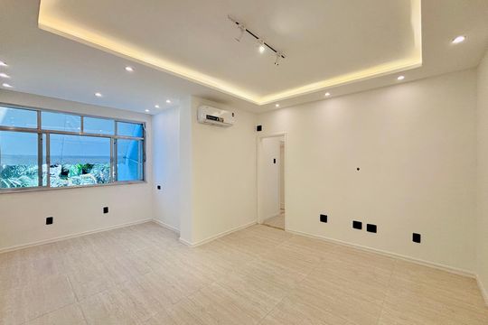 Apartamento à venda com 3 quartos, 90m² em Leblon, Rio de Janeiro