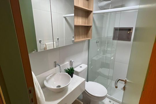 Banheiro de apartamento para alugar com 1 quarto, 35m² em Barra, Salvador