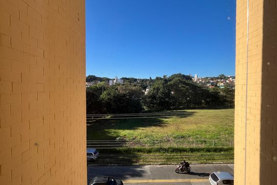 Vista - Sala de apartamento à venda com 2 quartos, 49m² em Jardim Bela Vista, Campinas