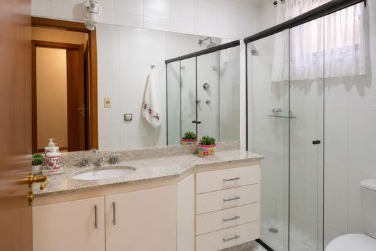 Banheiro da Suíte de apartamento à venda com 4 quartos, 138m² em Ipiranga, São Paulo