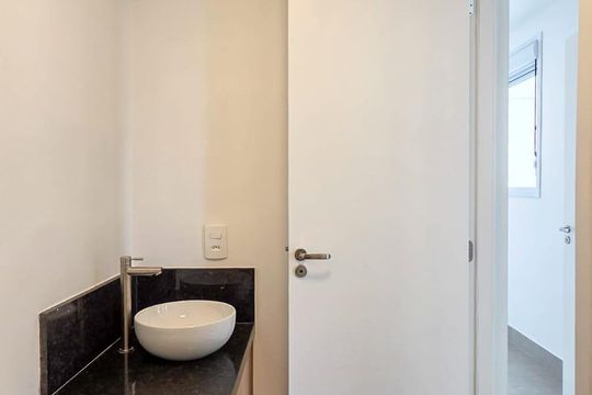 Banheiro de apartamento para alugar com 1 quarto, 42m² em Vila Pirituba, São Paulo